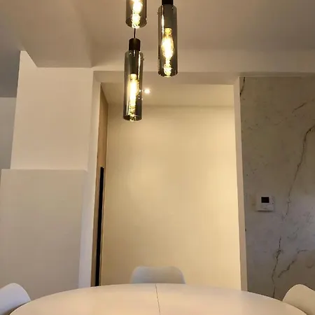 Apartamento Luxury Two Bedroom With Bath Gante