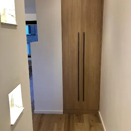 Apartment Luxury Two Bedroom With Bath
