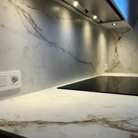 Luxury Two Bedroom With Bath